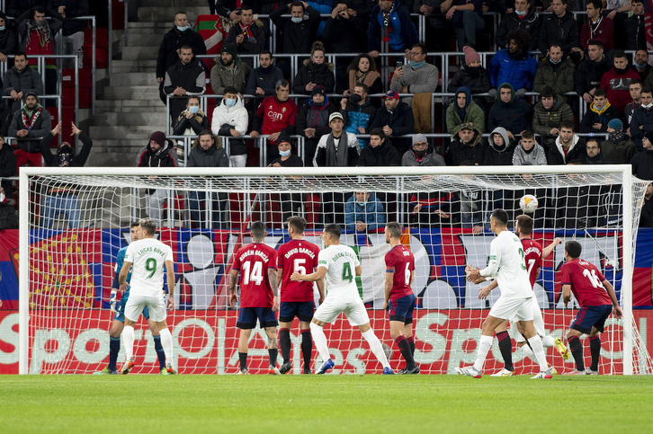 El Elche ha empatado en un córner. (Iñigo URIZ / FOKU)