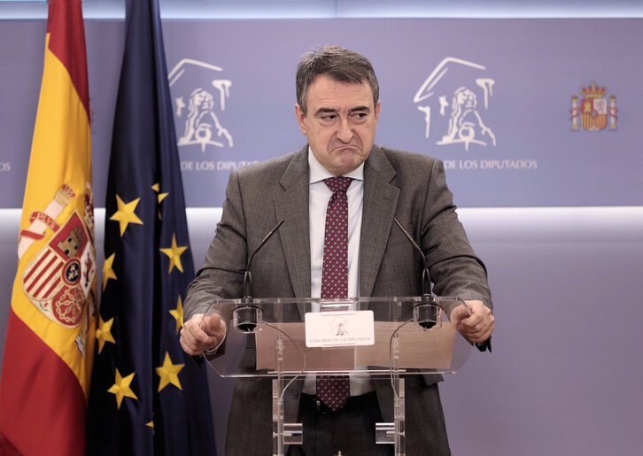 Aitor Esteban, con gesto de contrariedad en una rueda de prensa. (Eduardo Parra | Europa Press)