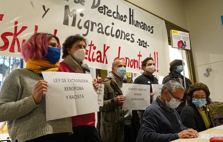 Presentación de la XVII Semana de Derehcos Humanos y Migraciones, que comenzará el viernes 10 en Iruñea. (Jagoba MANTEROLA/FOKU)