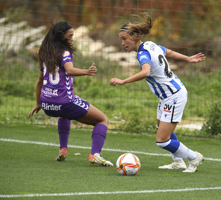 Lau partida jarraian irabazi ditu Realak. Irudian, Gemma, Granadillaren kontrako norgehiagokan. (Jon Urbe/Foku)