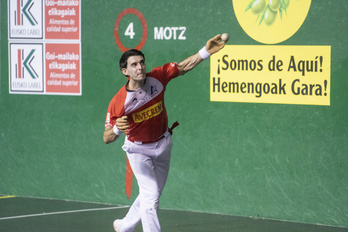 Tolosan mindu zitzaion ezkerra osatuta, berriz jokatzeko prest da Jokin Altuna. (Gorka RUBIO/FOKU)