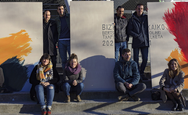 Zortzi finalistak, Miribilla kanpoaldean. (Aritz LOIOLA | FOKU)