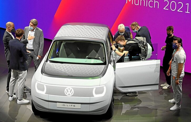 El nuevo coche eléctrico de Landaben estará basado en el prototipo IDLife que vimos en setiembre en el Salón de Munich.