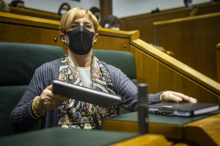 Arantxa Tapia, en el pleno de la primera reforma de la Ley de Ordenación; tenía la segunda en cartera. (Jaizki FONTANEDA/FOKU)