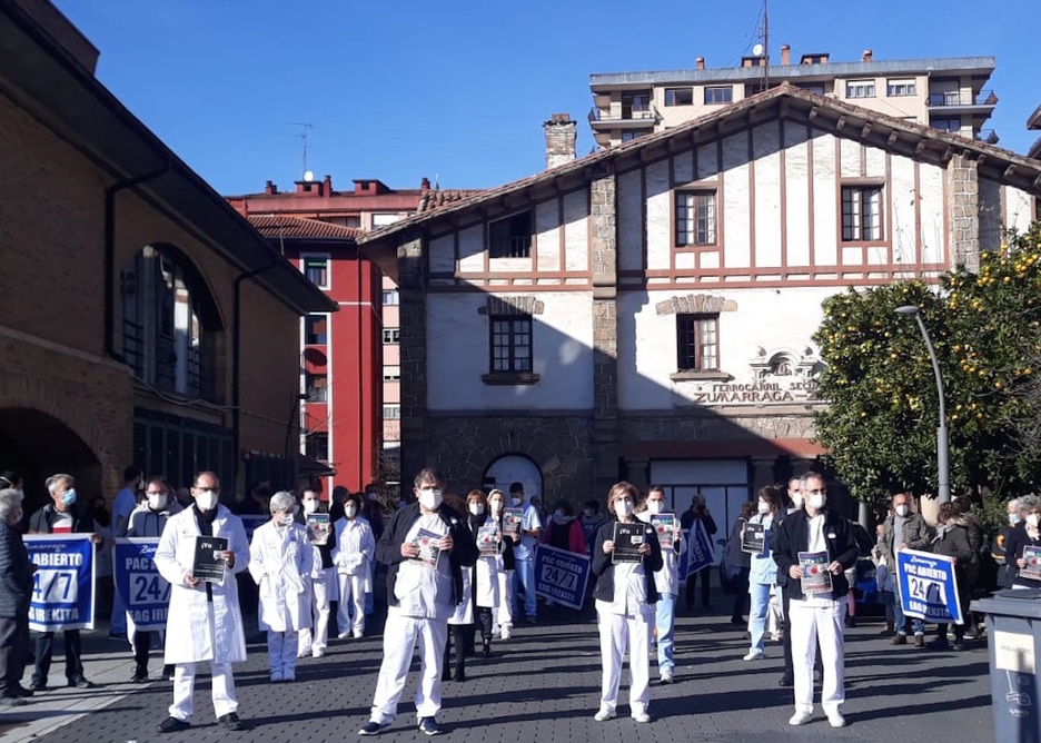 Movilización a favor de una Sanidad Pública de Calidad en Zumarraga. (LAB) Movilización a favor de una Sanidad Pública de Calidad en Zumarraga. (LAB)
