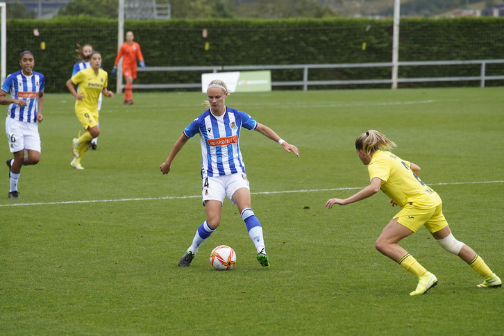 Clare Pleuler Vila-realen aurkako partidan. (Gorka RUBIO/FOKU)