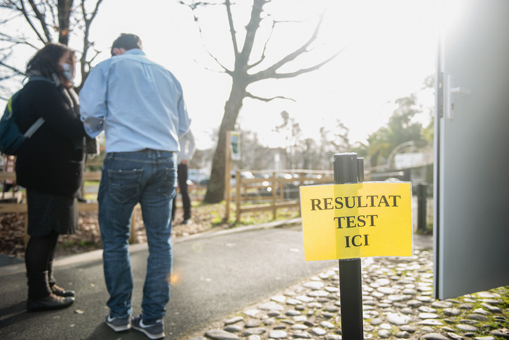 Durante el periodo navideño se hicieron 14 millones de test en el Hexágono, con el resultado de un millon de nuevos infectados. 