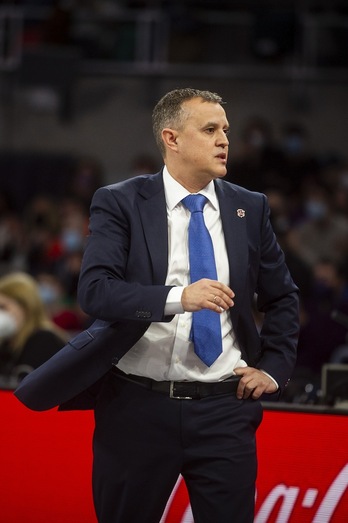 David Gil ha podido disfrutar de la victoria del Baskonia como primer entrenador.