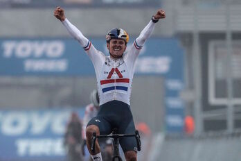 Tom Pidcock ha logrado su segunda victoria en la Copa del Mundo tras la lograda en Rucphen.