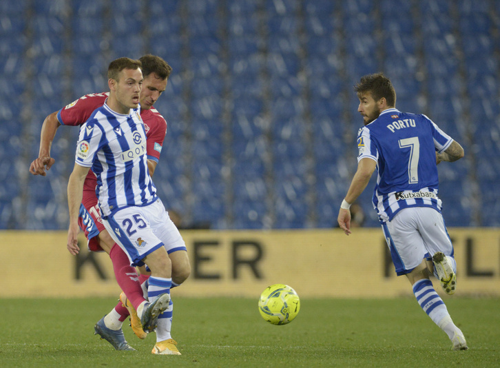 Nafti ha confirmado que Bautista jugará de inicio por vez primera contra el club al que todavía pertenece.