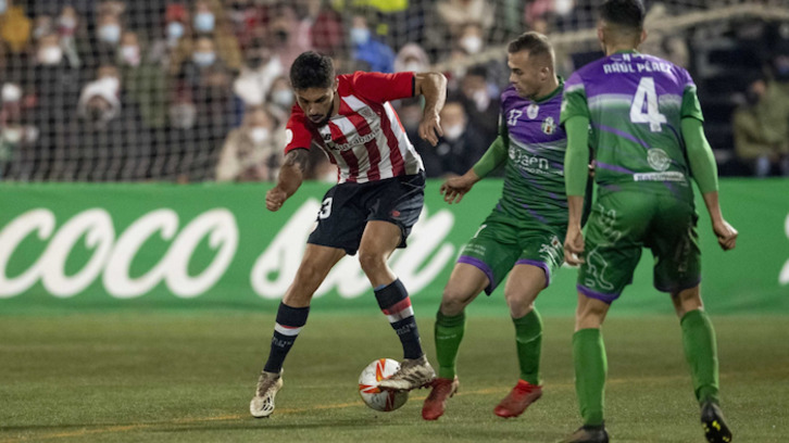 Peru Nolaskoain fue titular en el partido de Copa ante el Atlético Mancha Real. 