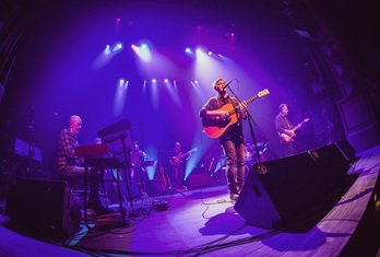 Kafe Antzokian eskaini zuen kontzertuaren irudia. 