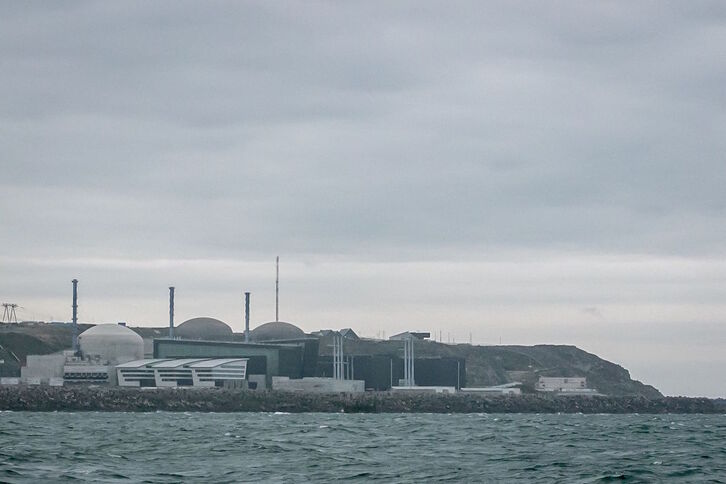 Reactor nuclear Flamanville, en la costa de Normandía. 