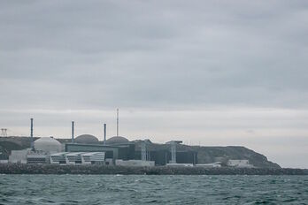 Reactor nuclear Flamanville, en la costa de Normandía. 