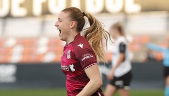 Poljak celebra el 0-1, el primer gol que ha marcado con la camiseta de la Real.