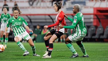 Azkona ha marcado el gol del empate poco antes del final.