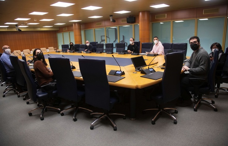 Comisión de Educación del Parlamento de Gasteiz.