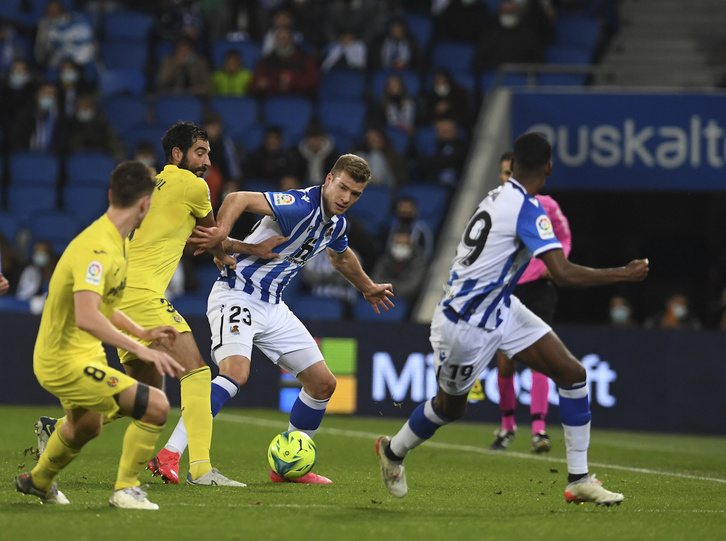 Sorloth ha vuelto a una convocatoria tras superar el covid y es el principal candidato para suplir al lesionado Isak.
