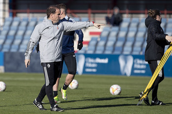 Arrasate vuelve a dirigir al equipo tras estar confinado por coronavirus.