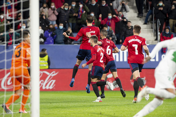 Osasuna visita a un rival directo como el Granada.