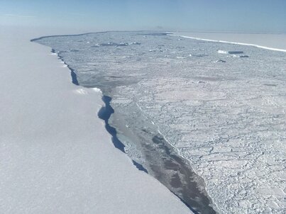 Imagen del iceberg A68 difundida por la NASA en noviembre de 2017.