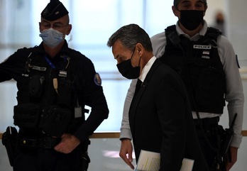 Nicolas Sarkozy llegando a los juzgados de París, el pasado 2 de noviembre, para testificar en el «caso de las urnas del Elíseo».