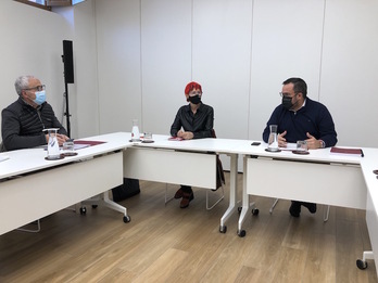 Carlos Artundo (director general de Salud), la consejera Santos Indurain y el vicepresidente Javier Remírez. 