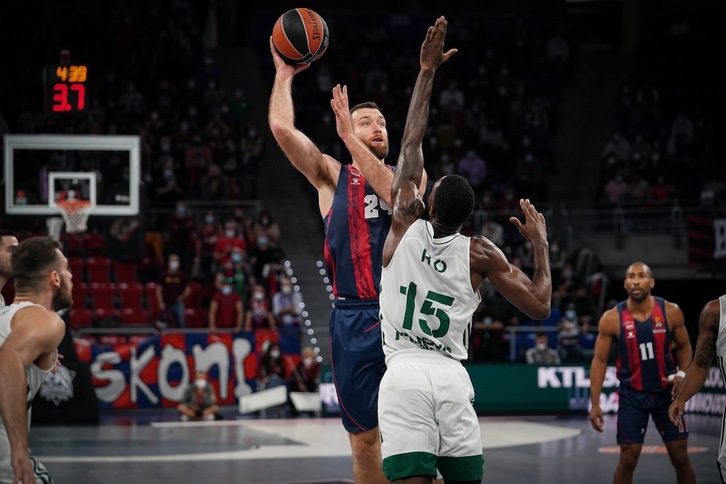 Costello deberá multiplicarse frente a Panathinaikos en Atenas.