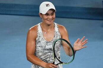 Ashleigh Barty finalerdietako garaipena ospatzen. 