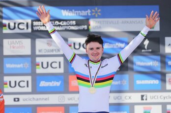 Tom Pidcock, ziklokroseko munduko txapeldun berria.