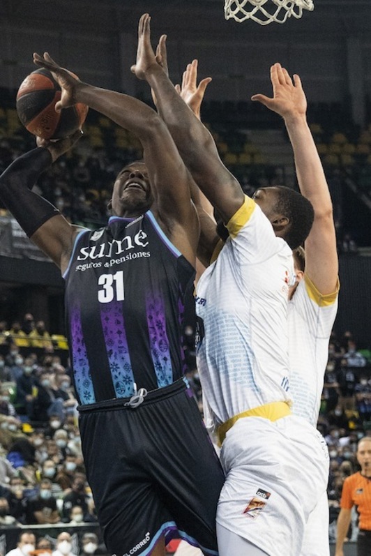 Ángel Delgado, ambicioso al ver que Bilbao Basket puede tirar para arriba.