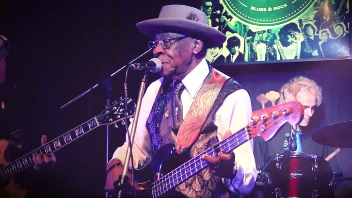 El bajista Bob Stroger será homenajeado en el I Bilbao Blues Festival.