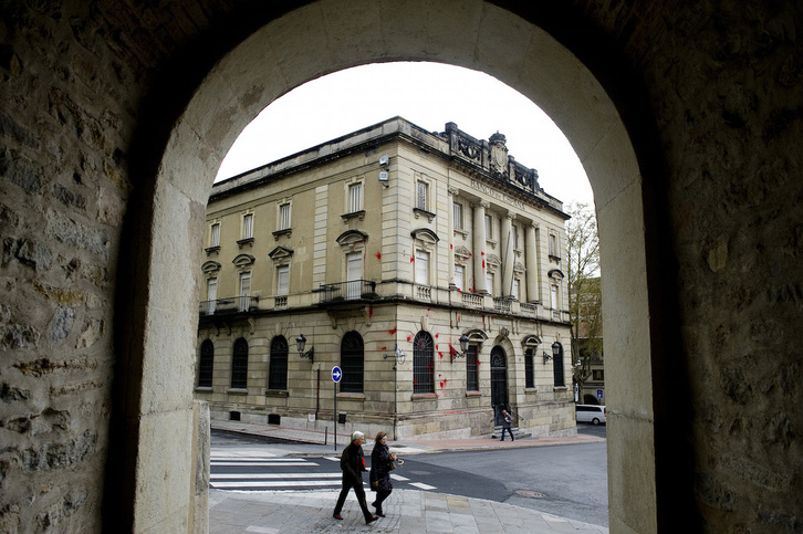 Antigua sede del Banco de España en Gasteiz, entidad que supervisa la actividad de la Sareb.