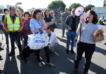 Les "voyageurs" avaient rendez-vous à 14 heures pour organiser les covoiturages.