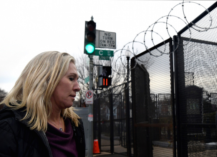 La congresista Marjorie Taylor Greene, a las puertas del Capitolio.