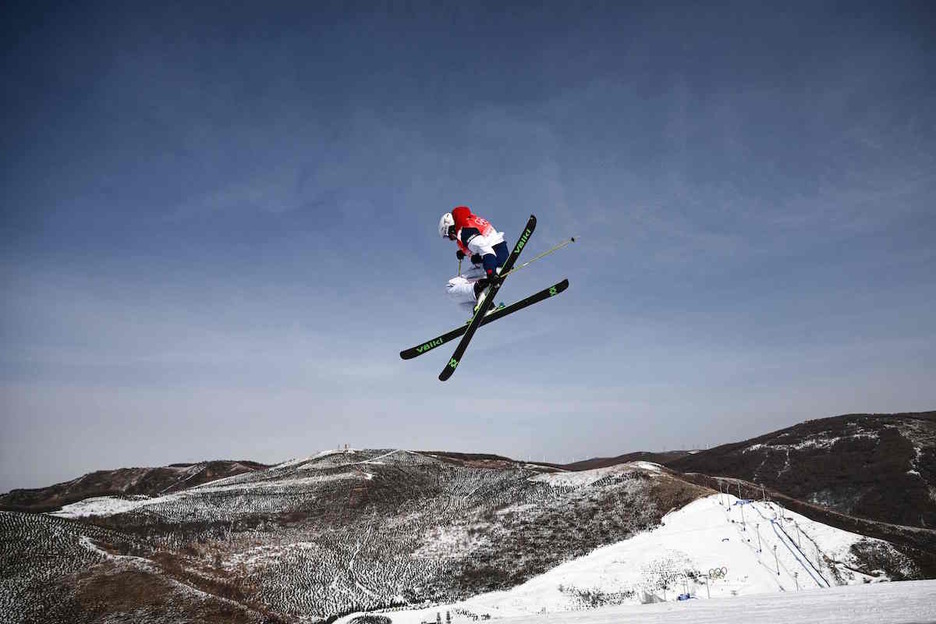Freestyle kirolak ezaugarri ugari biltzen dituen kirola da: paisaia, ikusgarritasuna eta abilezia.