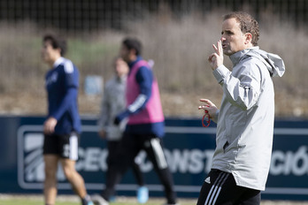 Arrasate llegará en Vallecas a su partido número cien en Primera en el banquillo osasunista.