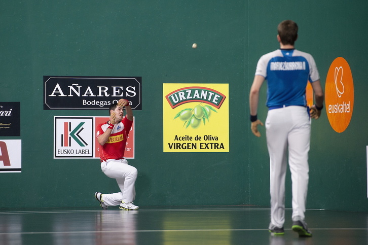 Xabi Tolosa eta Jon Mariezkurrenaren esperantzak erabat irauli ziren larubateko partidan.