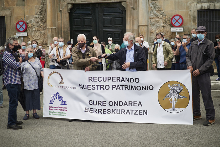 Concentración contra las inmatriculaciones ante el Arzobispado, en Iruñea, en una imagen de archivo. 