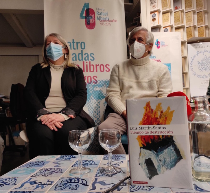 Los hijos de Luis Martín-Santos, en la presentación de ‘Tiempo de destrucción’.