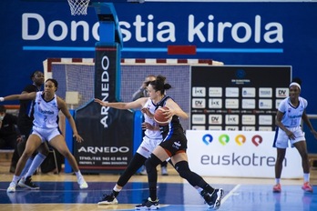 Cvvitkovic, la máxima anotadora ante Basket Zaragoza.