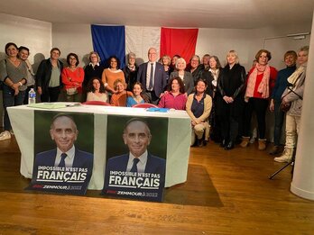 Le groupe Les Femmes Avec Zemmour a publié une photo de la soirée du 18 février sur les réseaux sociaux. 