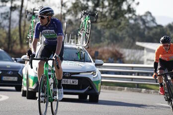 Jon Barrenetxea ha mantenido su maillot de la montaña y Angulo ha subido al podio al pasar primero todas las metas volantes.