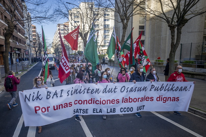 Segunda jornada de huelga en Osakidetza, manifestación en Gasteiz.
