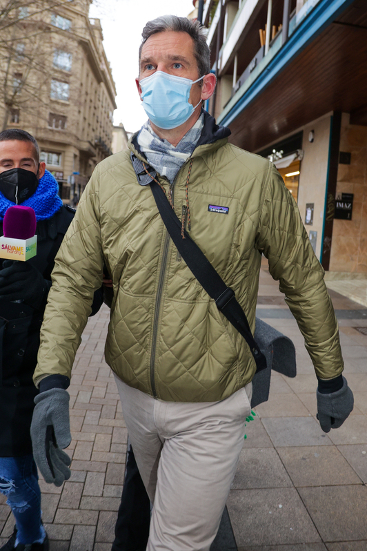 Iñaki Urdangarin sale del despacho en el que trabaja en Gasteiz el pasado 31 de enero.