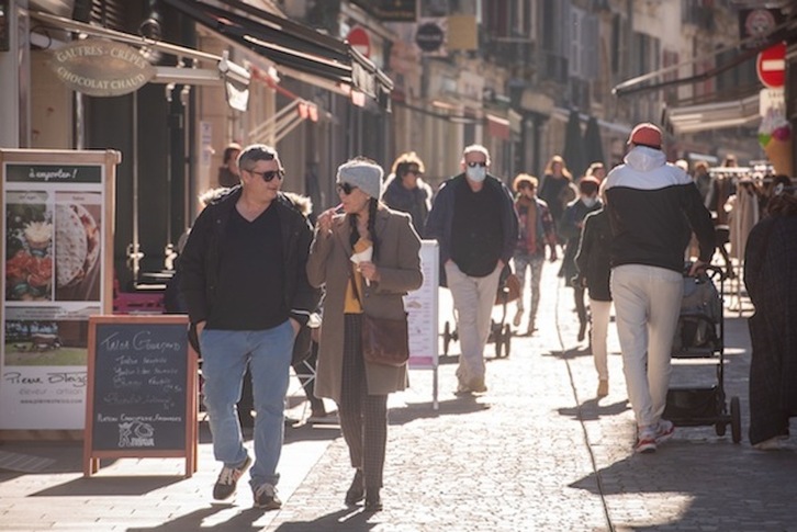 Por las calles de Baiona no es obligatorio llevar mascarilla desde principios de febrero.