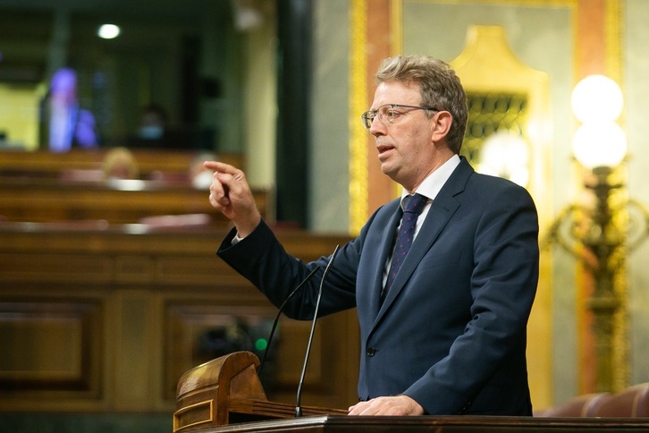 El portavoz del PDeCAT, Ferran Bel, ha defendido la propuesta en el Congreso español.