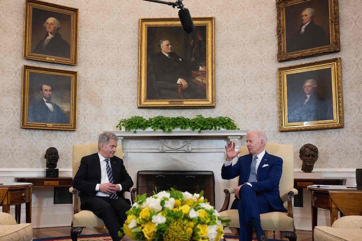 El presidente de EEUU, Joe Biden, recibió al presidente finlandés, Sauli Niinisto, en el Despacho Oval.