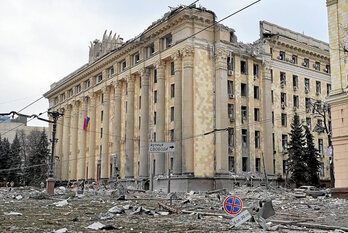 Efectos del ataque ruso en una ciudad ucraniana.
