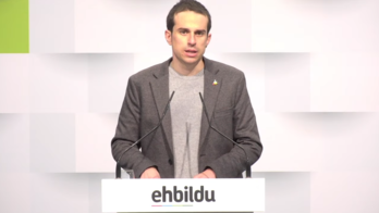 Pello Otxandiano gaurko agerraldian. 